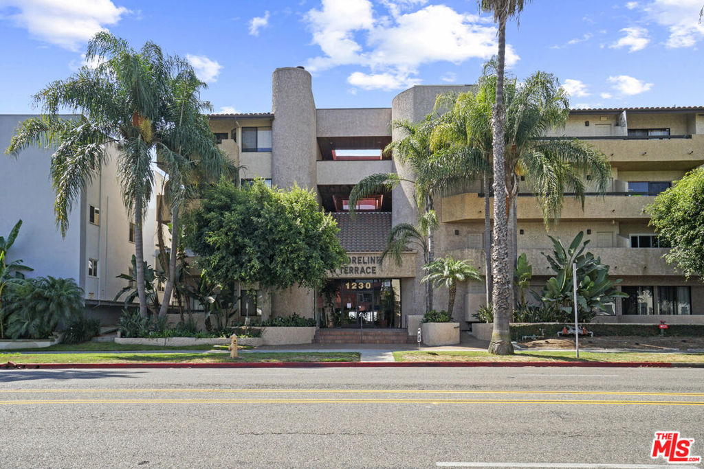 1230 E Ocean Boulevard 504 Property Photo 42