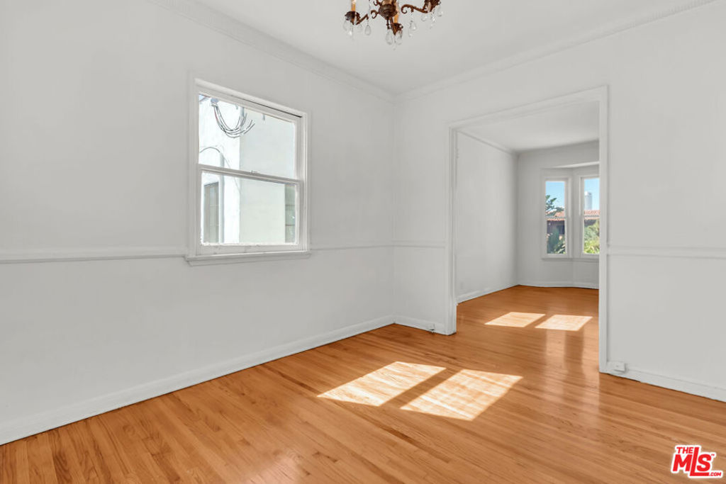 622 1/2 S Cloverdale Avenue Property Photo 10