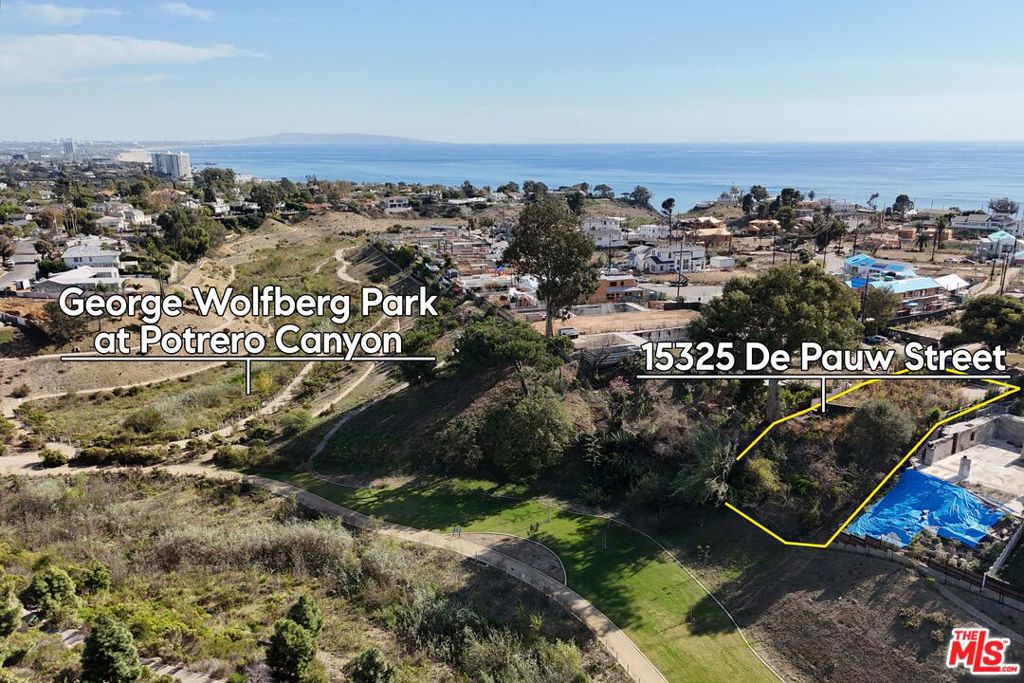 15325 De Pauw Street Property Photo 3