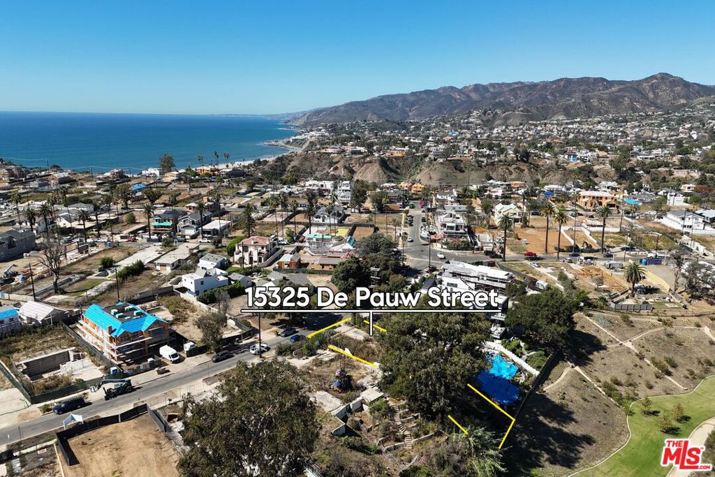 15325 De Pauw Street Property Photo 9