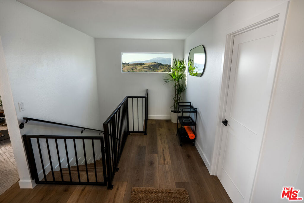 1521 Dunn Avenue Property Photo 4