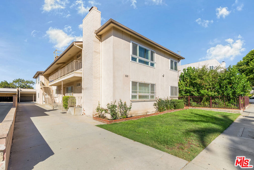 515 S Grevillea Avenue Property Photo 2