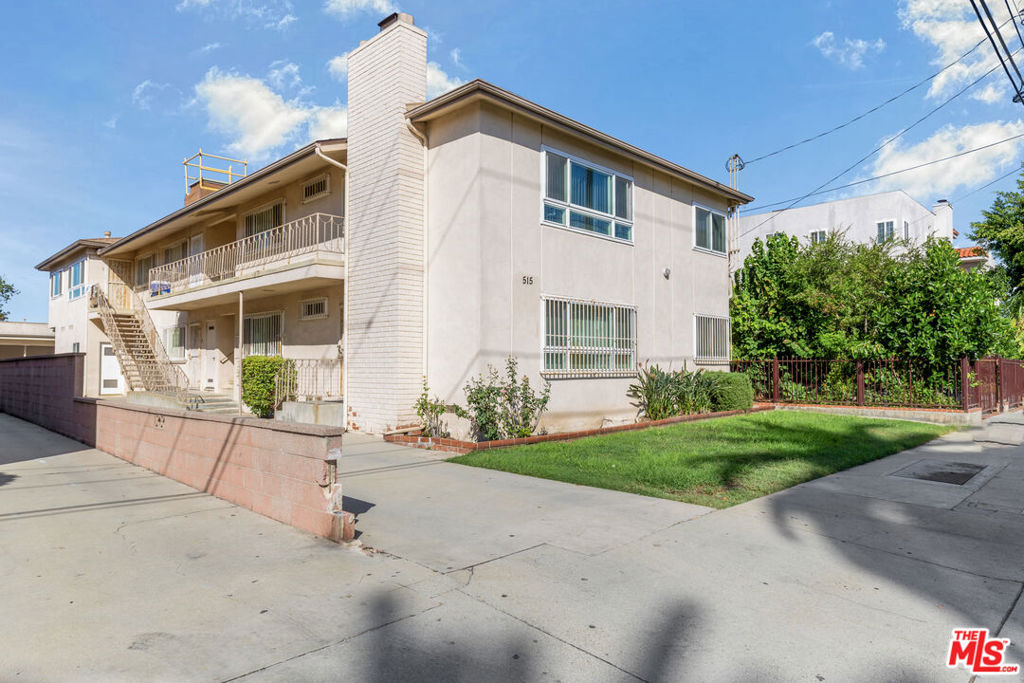 515 S Grevillea Avenue Property Photo 3