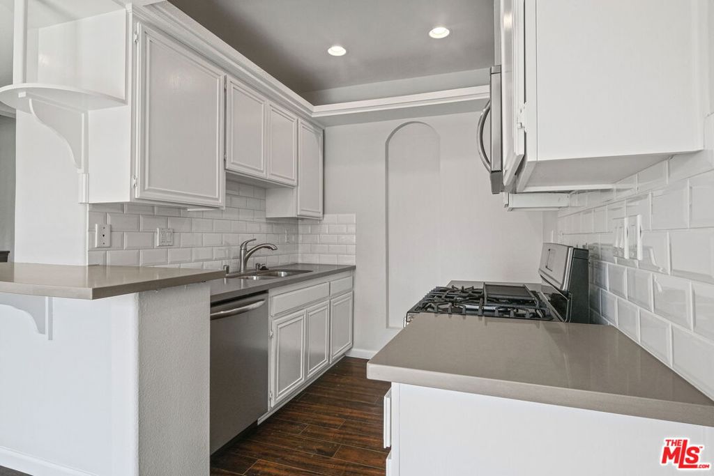 14061 Milbank Street 2 Property Photo 9