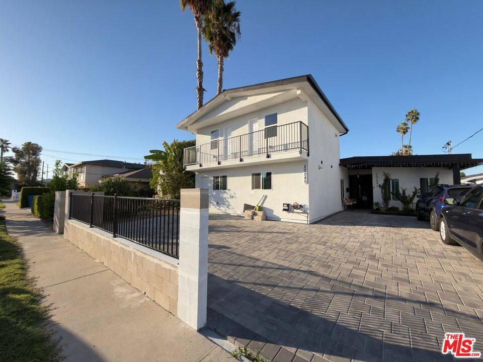 20245 Gifford Street Property Photo 1
