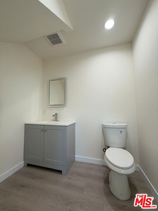 20245 Gifford Street Property Photo 6