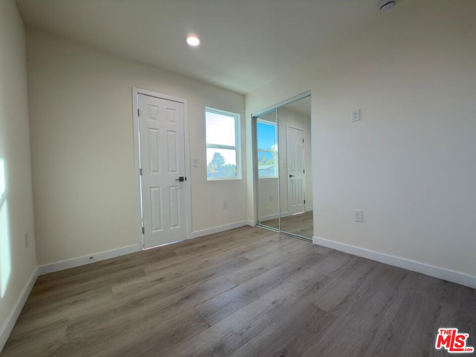 20245 Gifford Street Property Photo 15