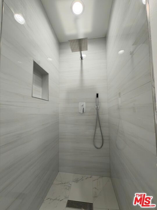 20245 Gifford Street Property Photo 17