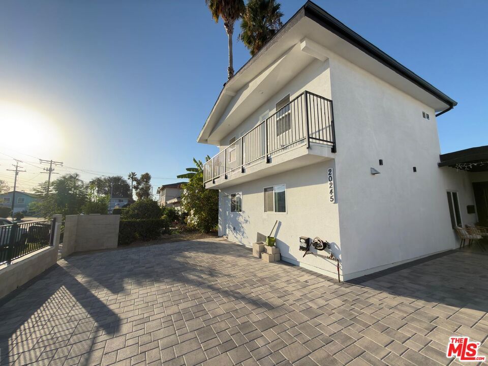 20245 Gifford Street Property Photo 22