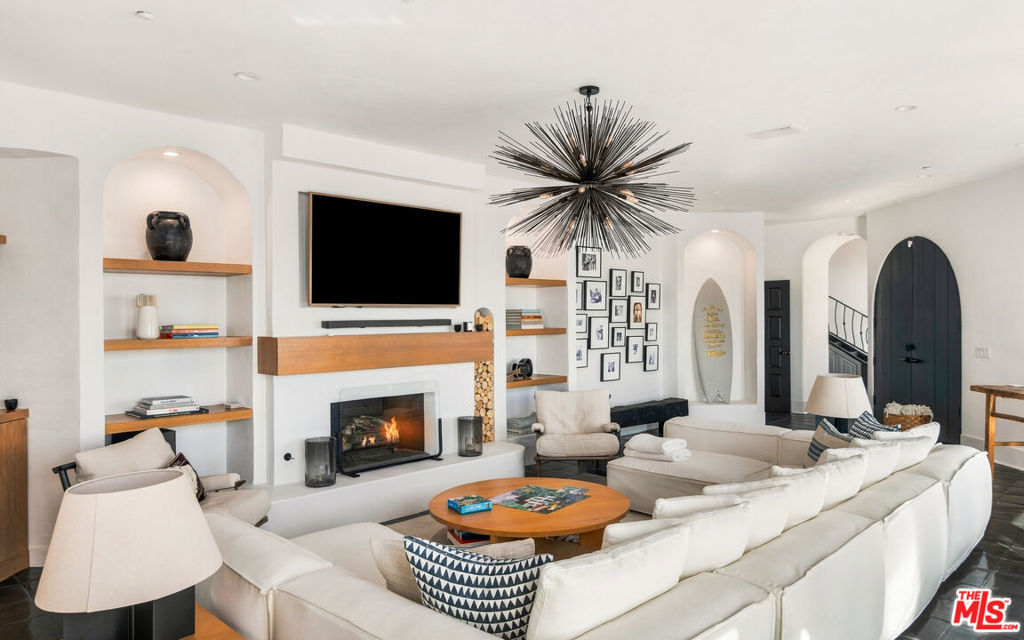 32045 Pacific Coast Highway Property Photo 11