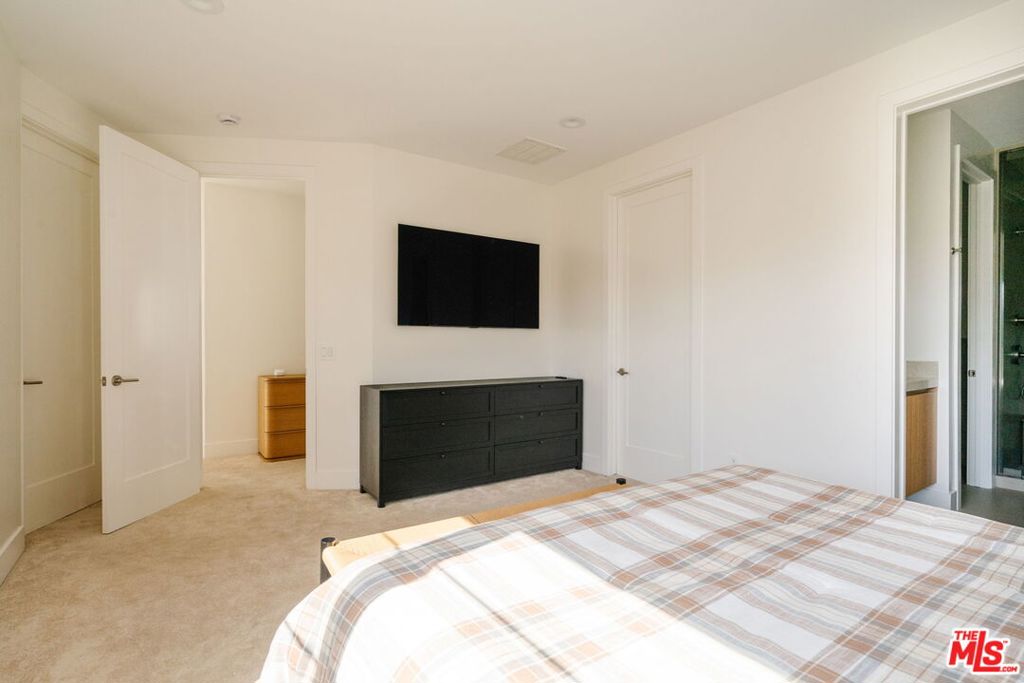 5837 N Lantern Court Property Photo 27