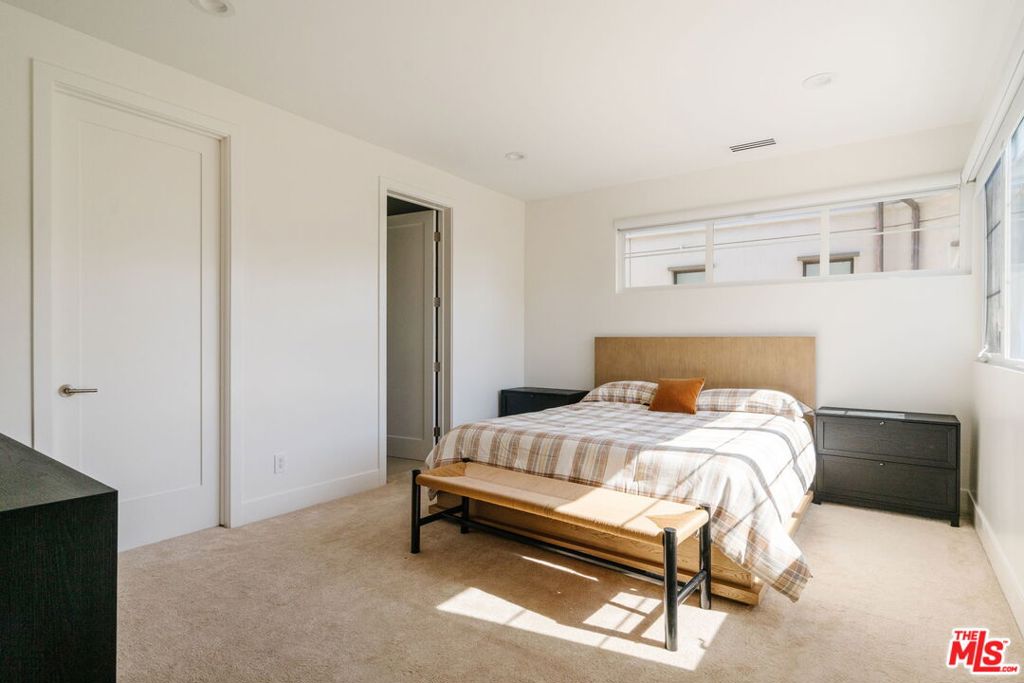 5837 N Lantern Court Property Photo 28