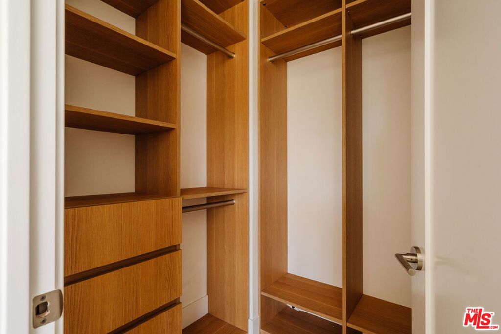 5837 N Lantern Court Property Photo 34