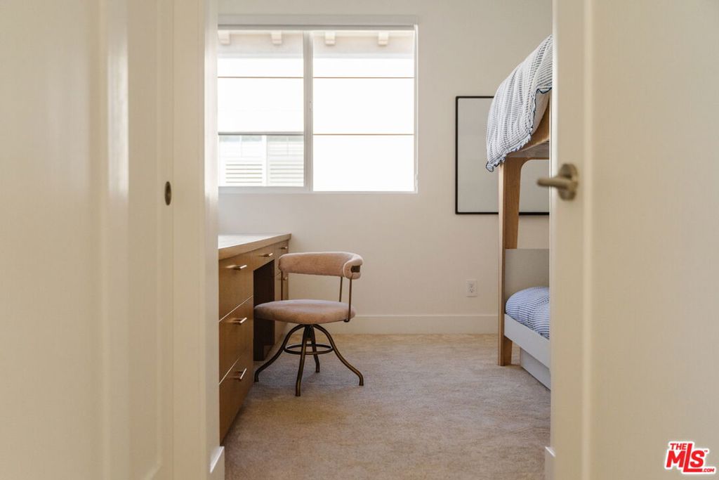 5837 N Lantern Court Property Photo 35