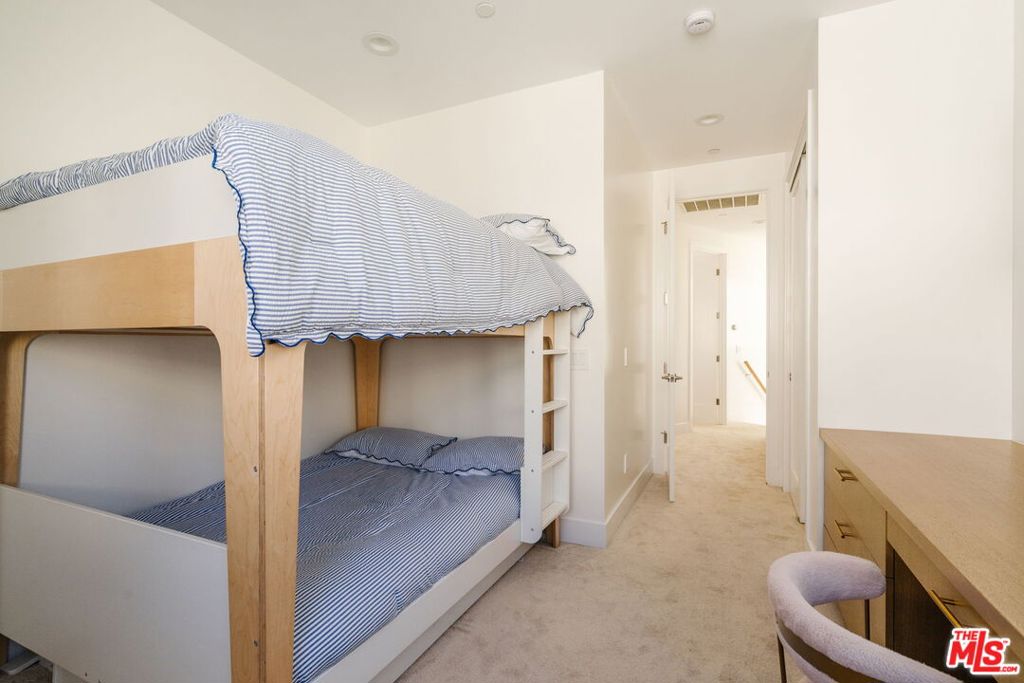 5837 N Lantern Court Property Photo 36