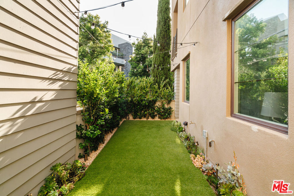 5837 N Lantern Court Property Photo 46