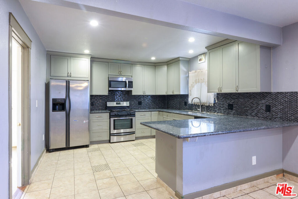 1191 Sunset Avenue Property Photo 16