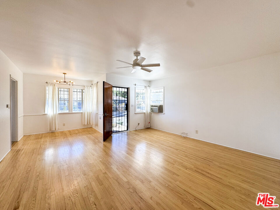 6033 Hillandale Drive Property Photo 2