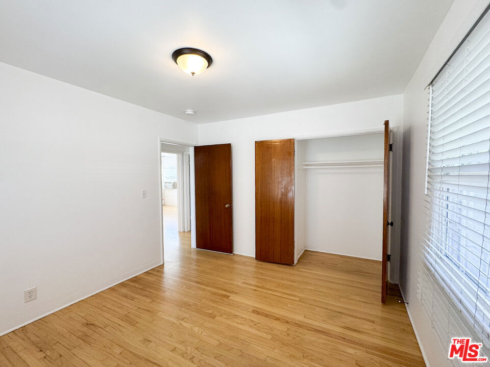 6033 Hillandale Drive Property Photo 19