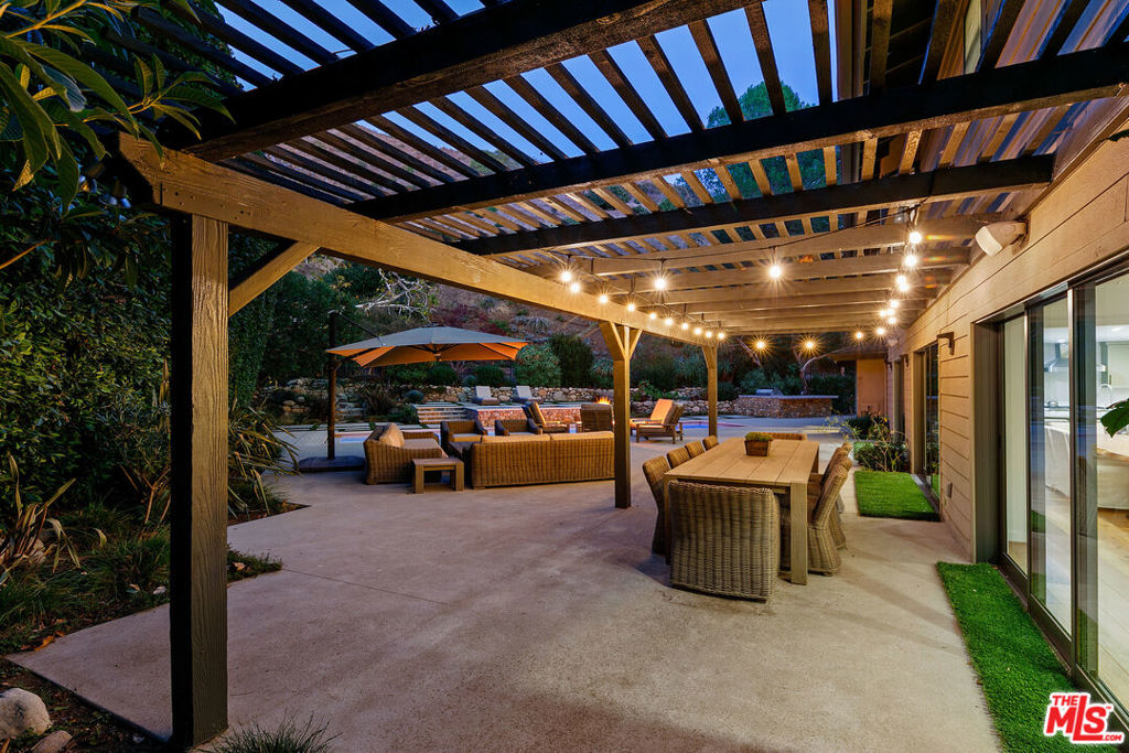 30601 Las Estrellas Drive Property Photo 34