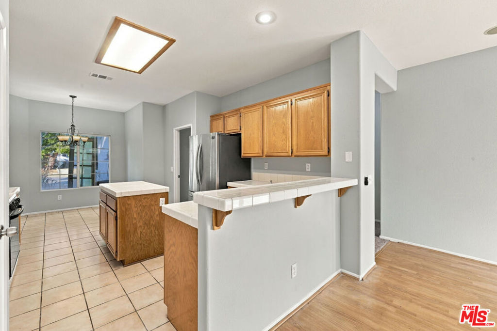 1836 Stratford Street Property Photo 6
