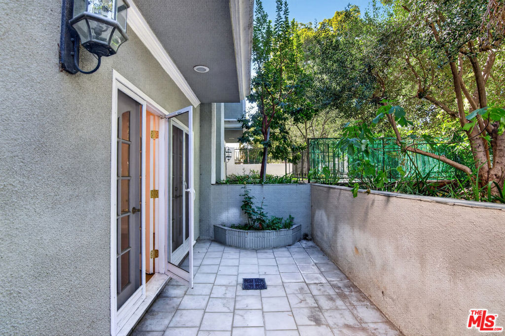 342 Palm 101 Property Photo 28