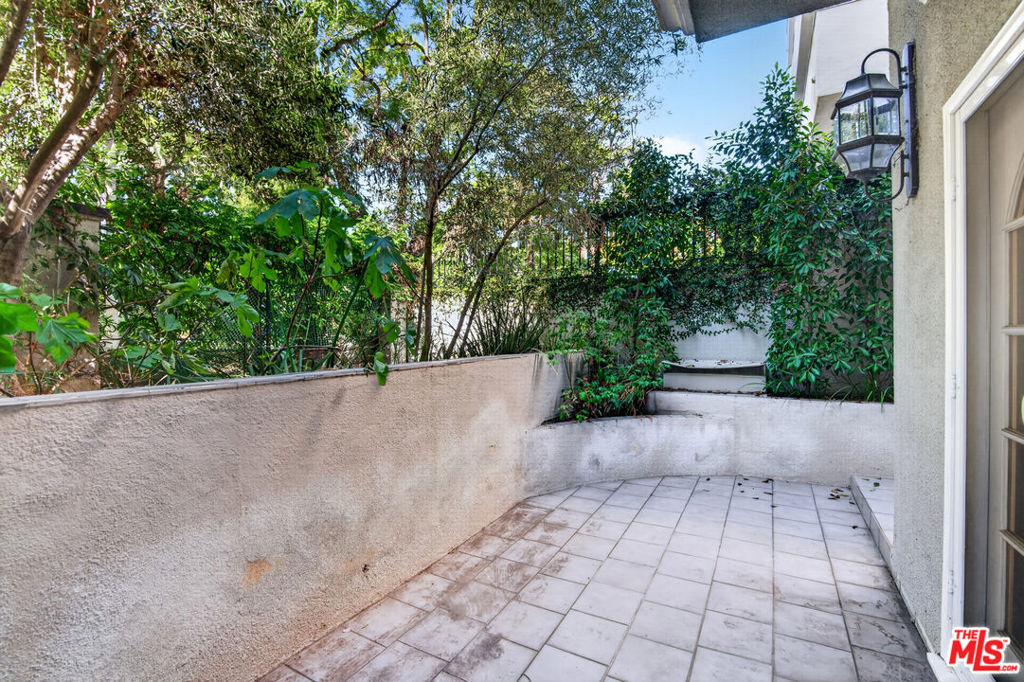 342 Palm 101 Property Photo 30