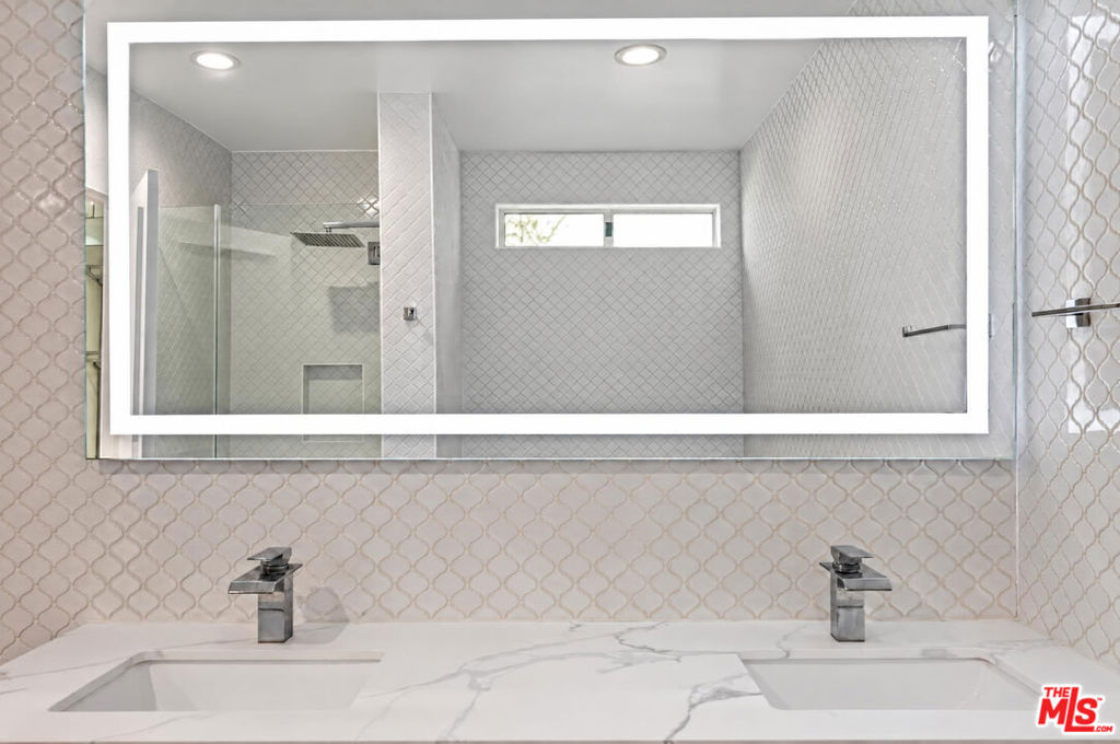 342 Palm 101 Property Photo 59