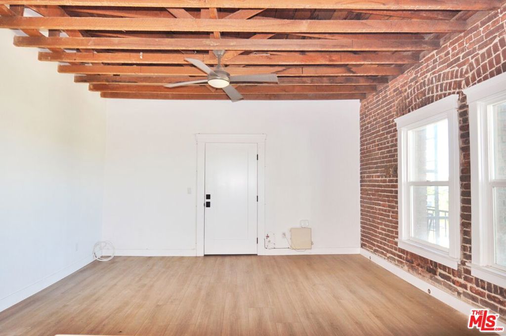 800 Pacific Avenue 401 Property Photo 10