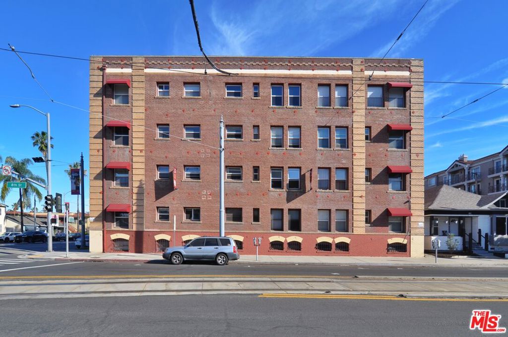 800 Pacific Avenue 401 Property Photo 15