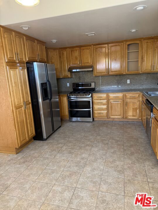 1717 Armacost Avenue 1 Property Photo 11