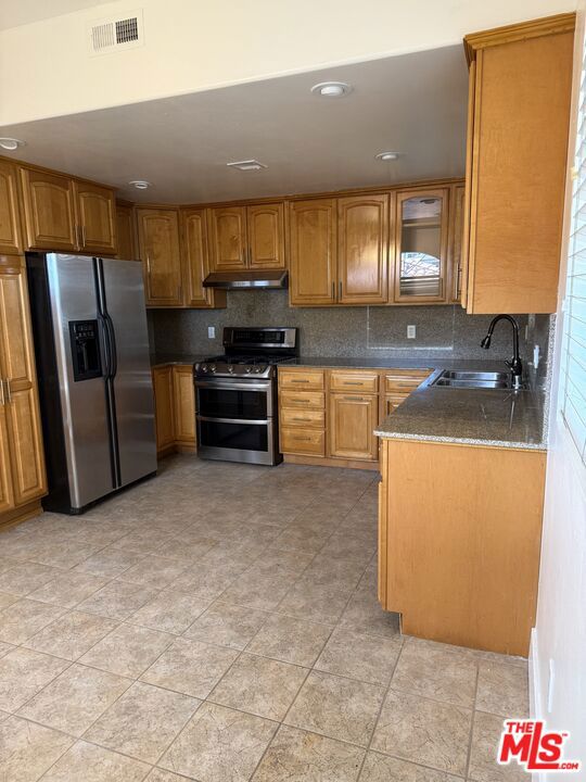 1717 Armacost Avenue 1 Property Photo 12