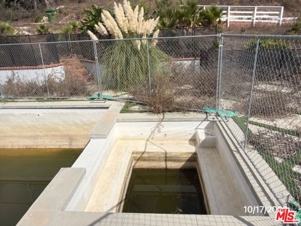 949 Las Lomas Avenue Property Photo 14