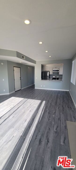 1457 S Shenandoah Avenue 103 Property Photo 1