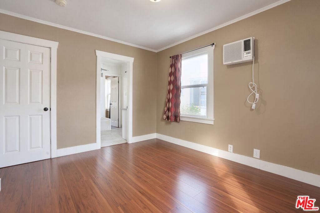 6412 10th Avenue Property Photo 5