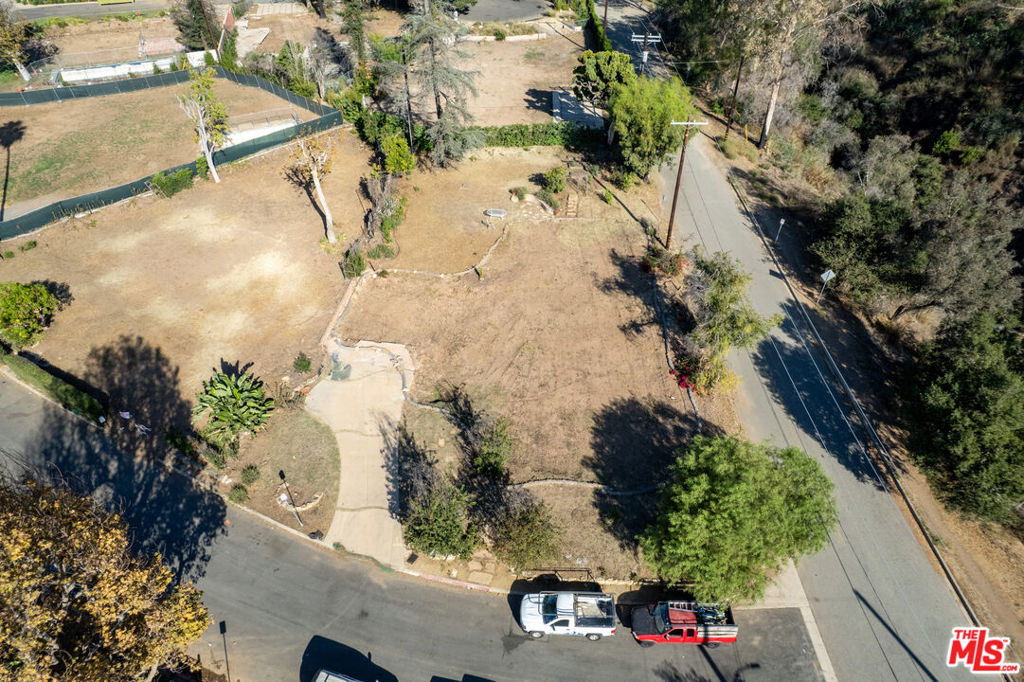 1200 Villa Woods Drive Property Photo 8