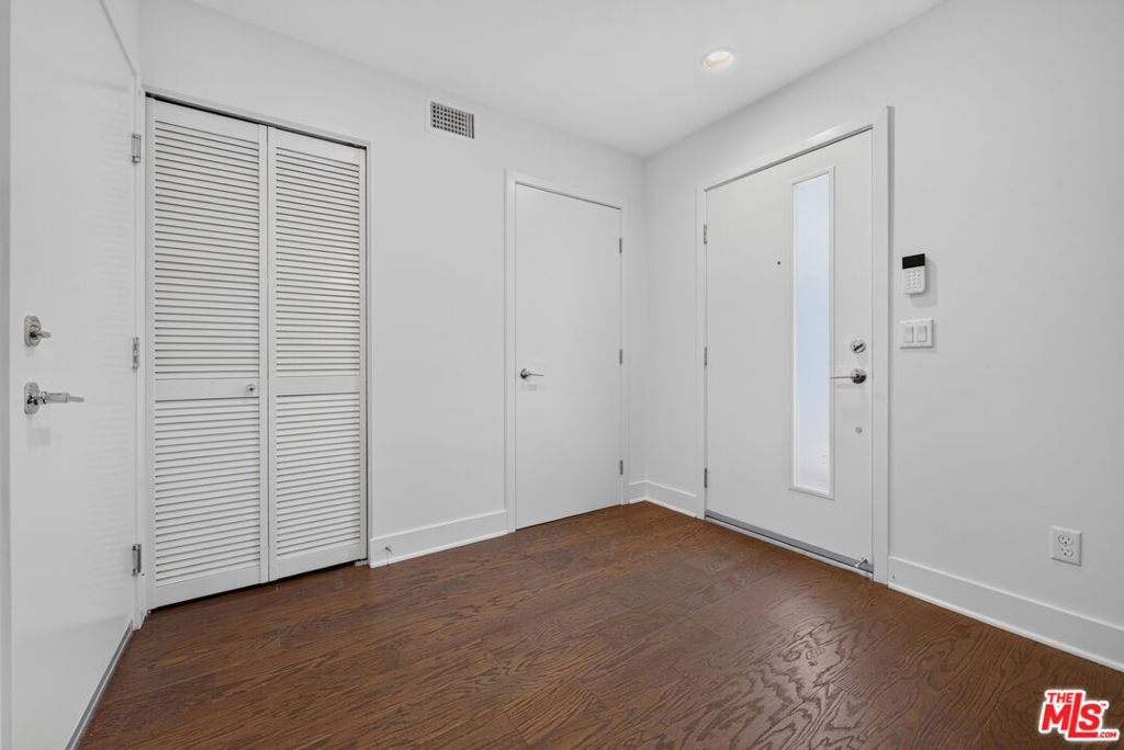 2201 Edendale Lane Property Photo 3