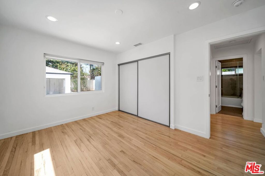 4225 Beethoven Street Property Photo 13