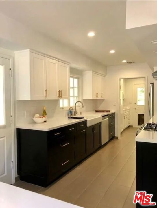 3443 Mandeville Canyon Road Property Photo 8
