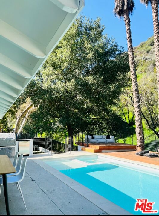 3443 Mandeville Canyon Road Property Photo 15