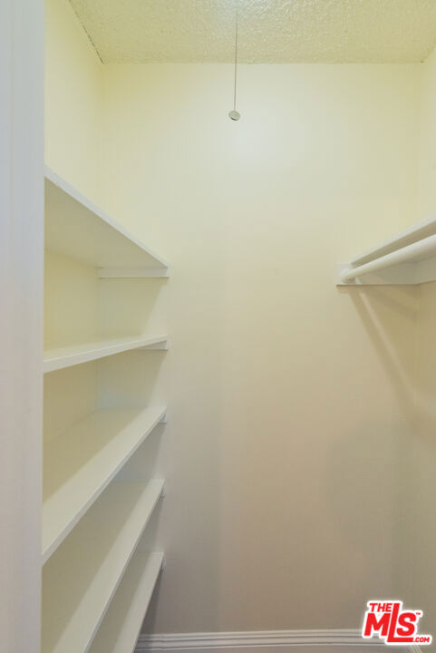 2107 Pullman Lane C Property Photo 18