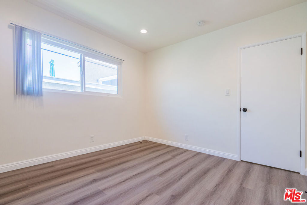 2107 Pullman Lane C Property Photo 30