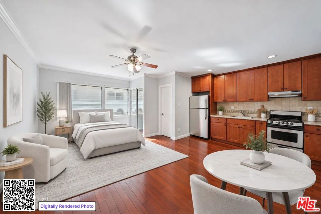 612 S Dunsmuir Avenue 15 Property Photo 1