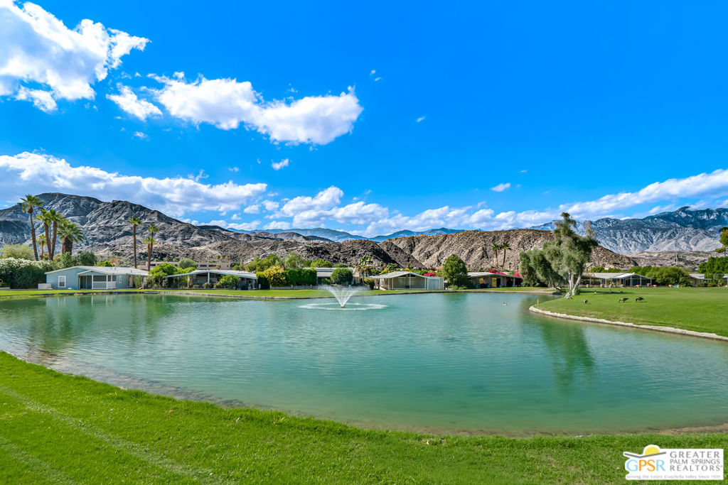 355 Andorra Way Property Photo 4