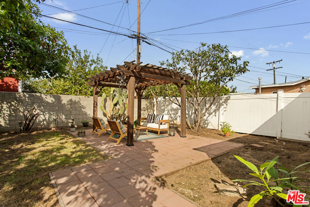 523 Simmons Avenue Property Photo 33