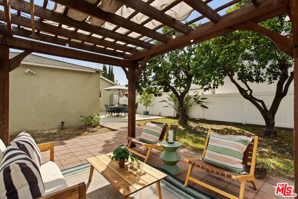 523 Simmons Avenue Property Photo 35