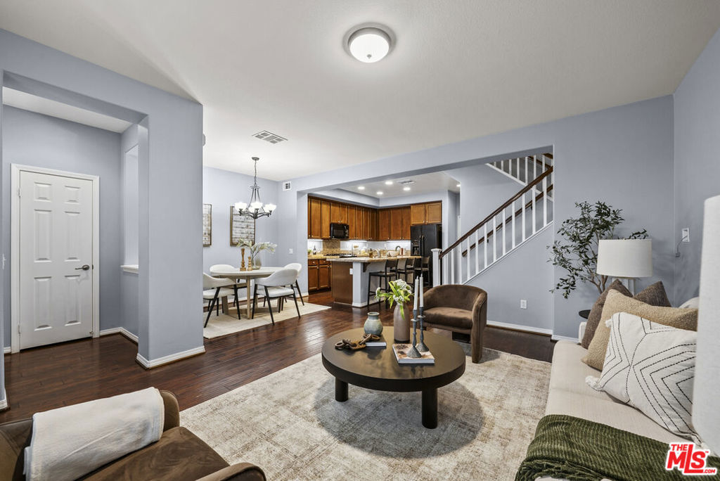 28614 Pietro Drive Property Photo 6