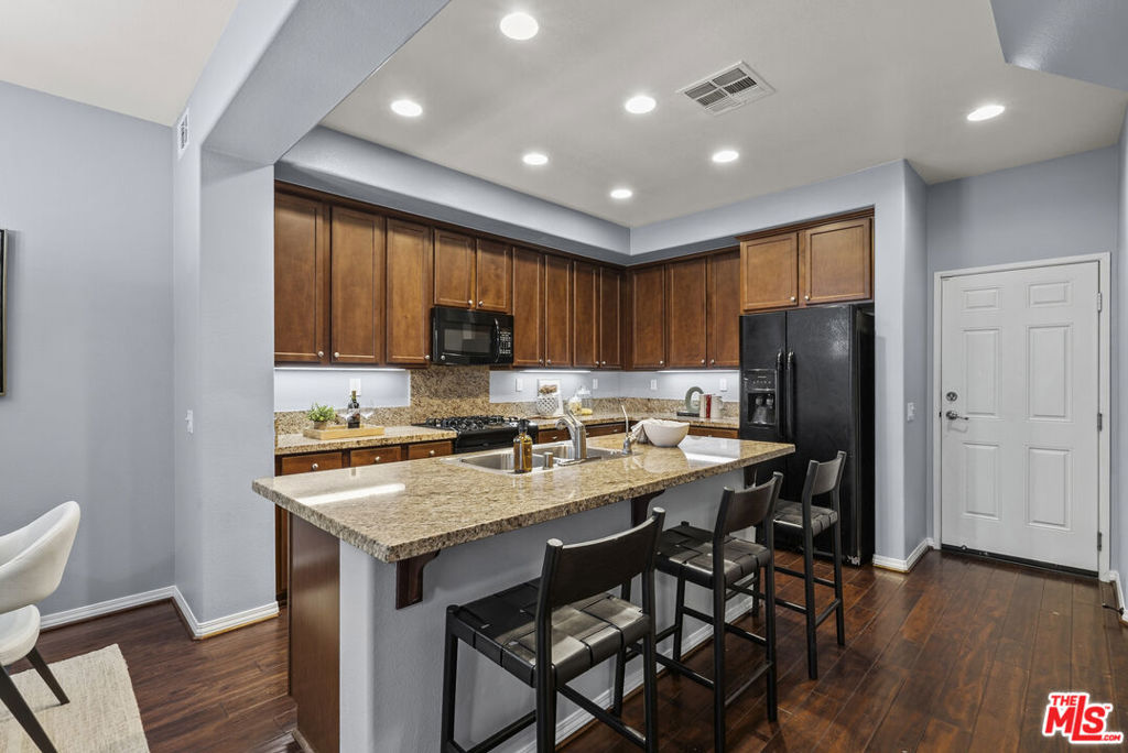 28614 Pietro Drive Property Photo 15
