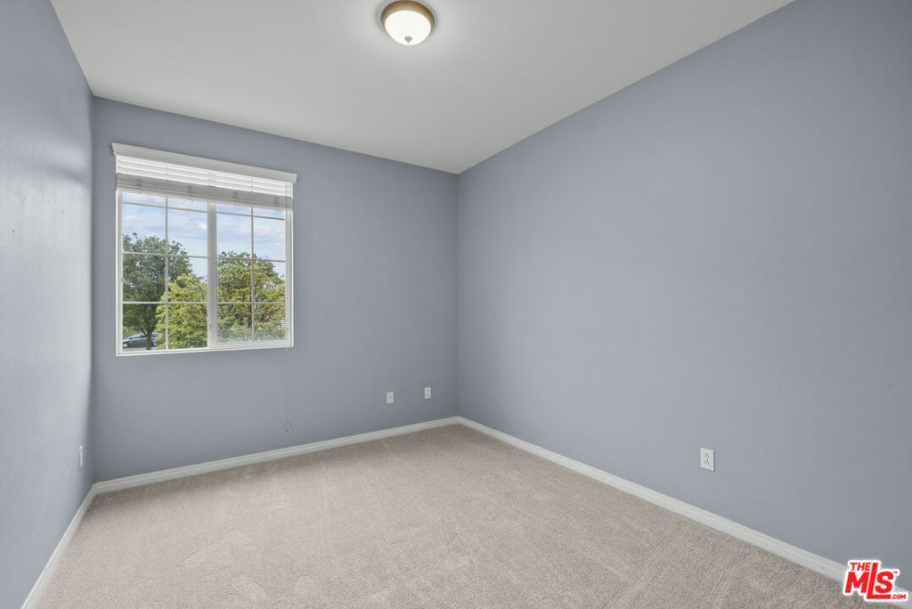 28614 Pietro Drive Property Photo 33