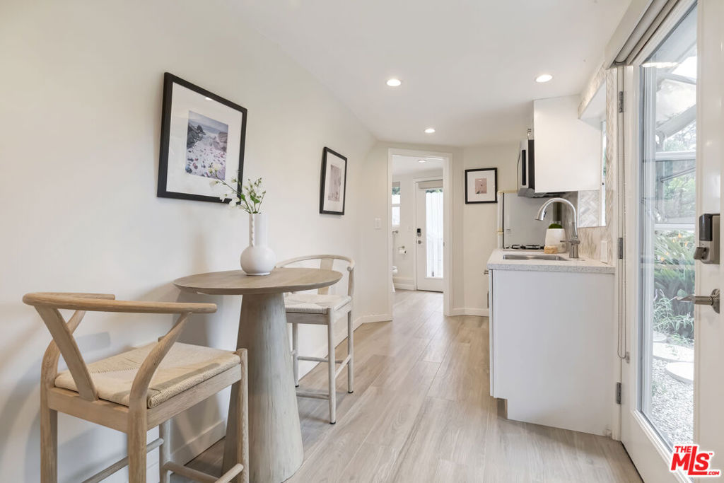 921 Thayer Avenue Property Photo 48